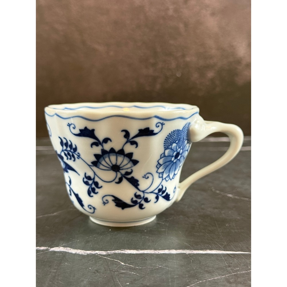 Vintage Blue Danube Porcelain Blue Onion 3in Coffee Tea Mug Rectangle Stamp